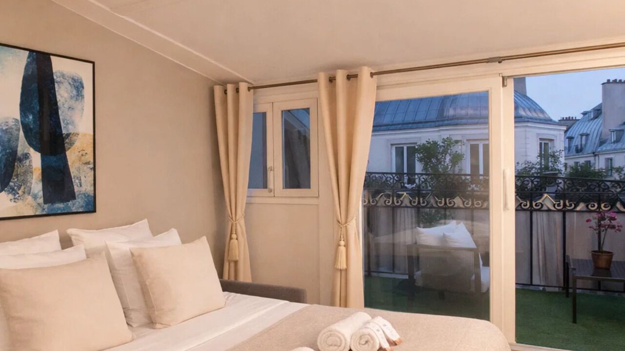 Photo of Bedroom in Sorbonne
