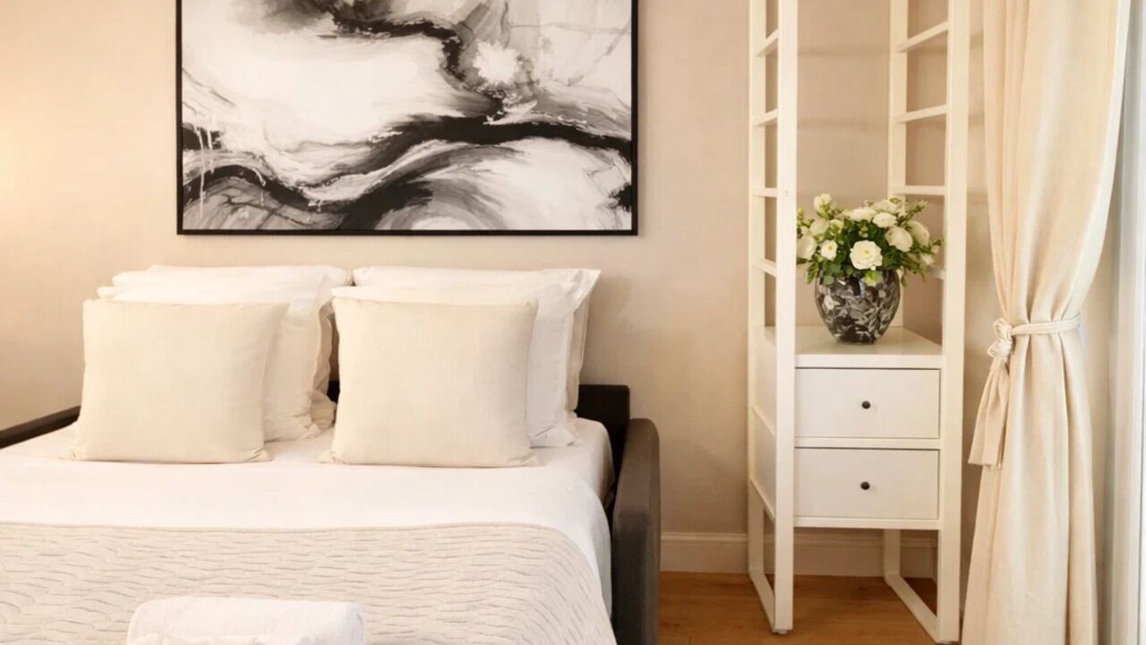 Photo of Bedroom in Sorbonne