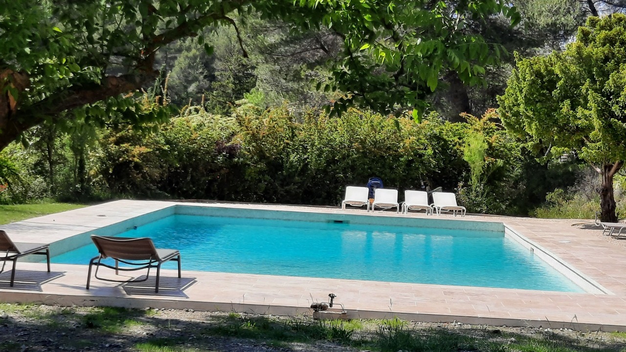 Photo of Outdoor in Simiane-Collongue