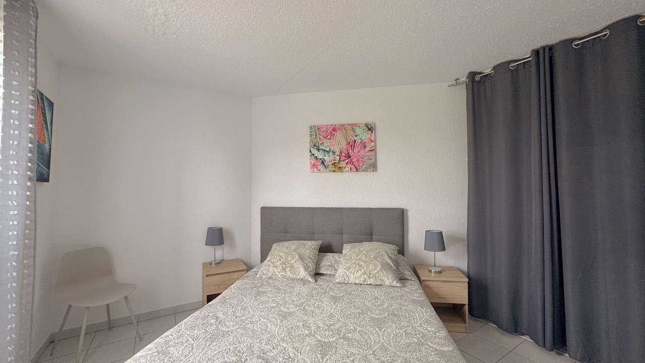 Photo of Bedroom in Les Hauts de Canet