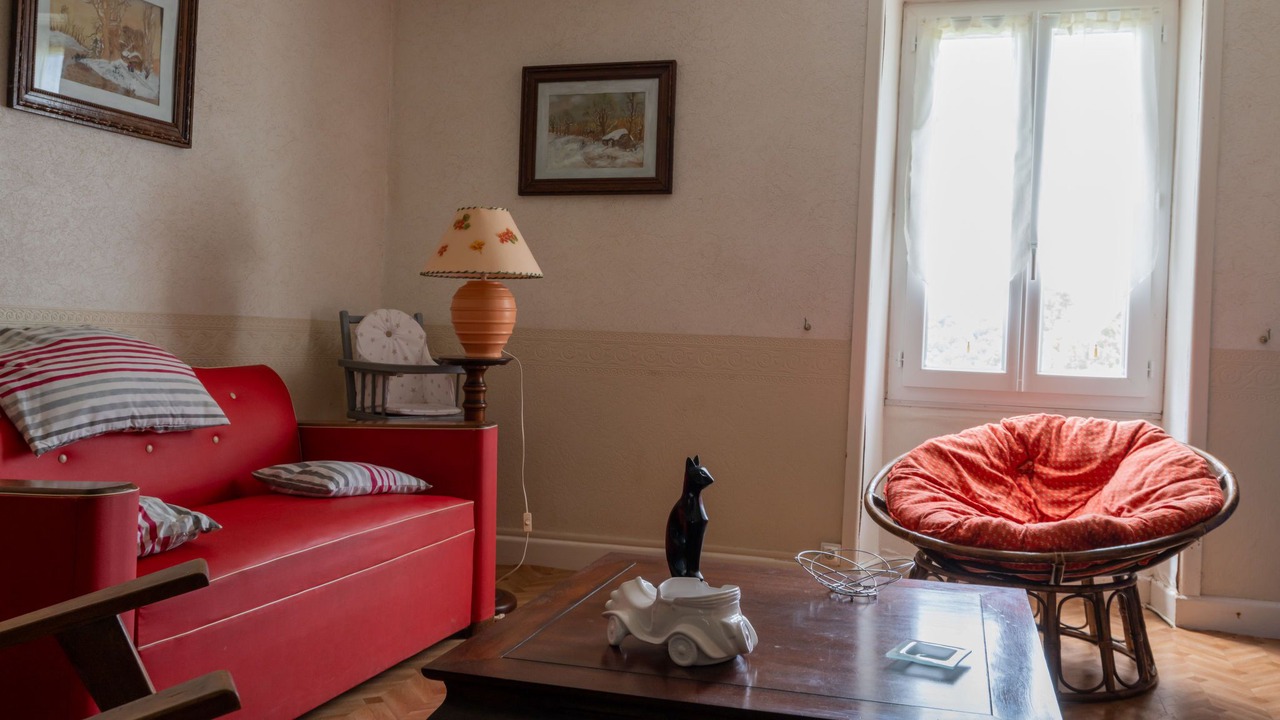 Photo of Livingroom in Siran