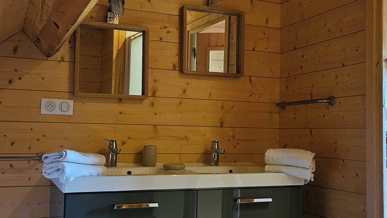 Photo of Bathroom in Meyrignac-l'Eglise