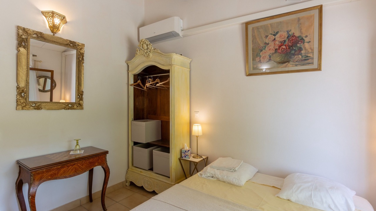 Photo of Bedroom in Grospierres