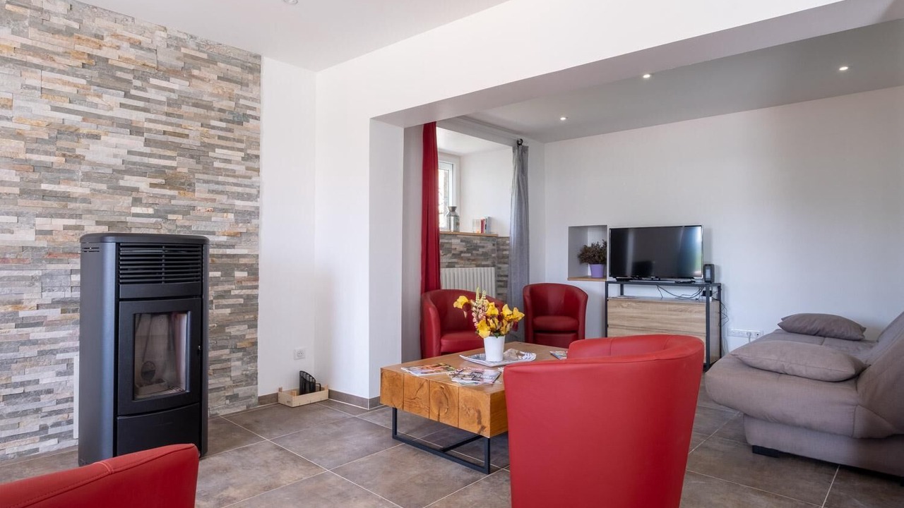 Photo of Livingroom in Sainte-Eulalie