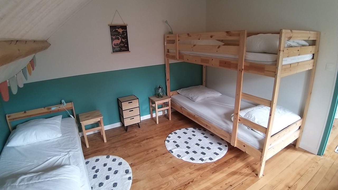 Photo of Bedroom in Sarrancolin