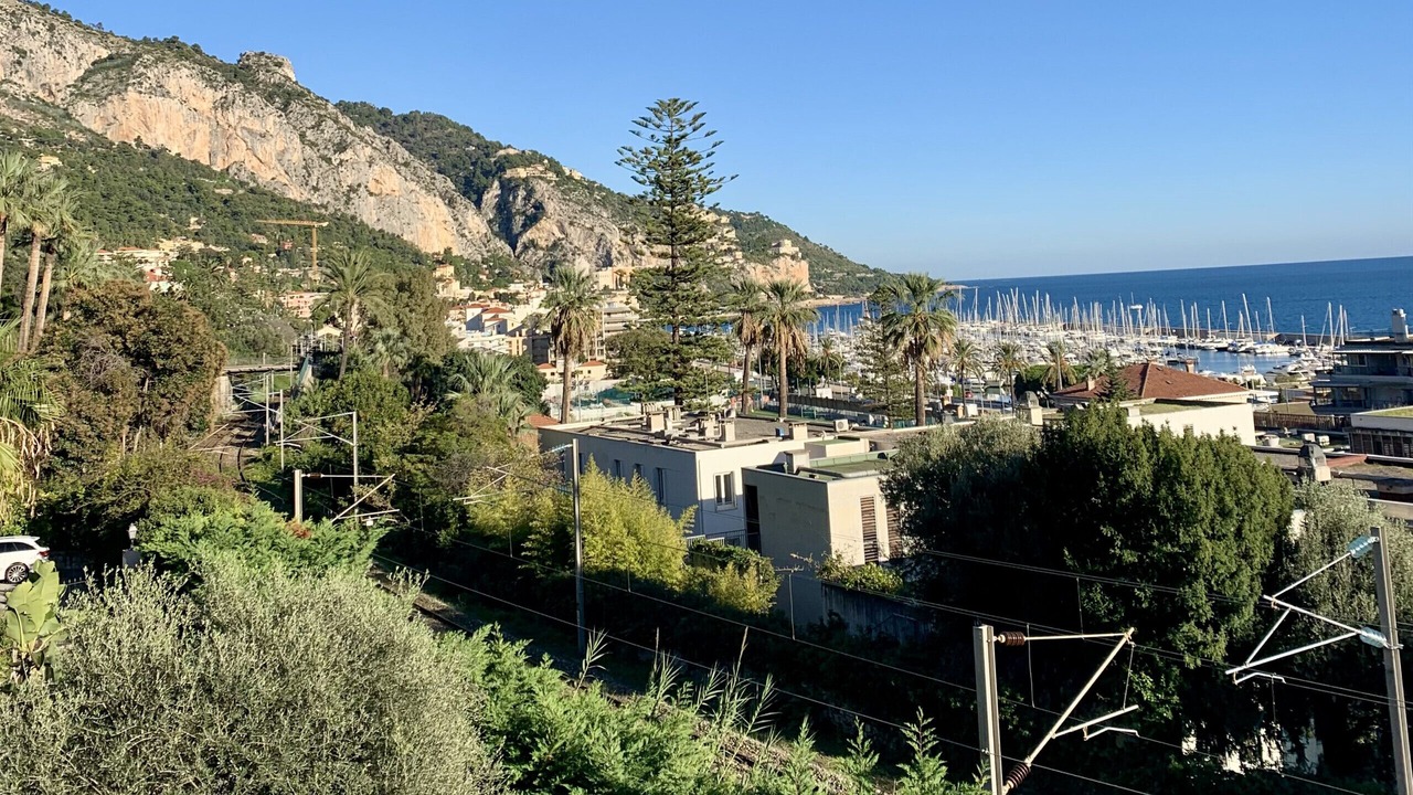 Photo of Others in Menton