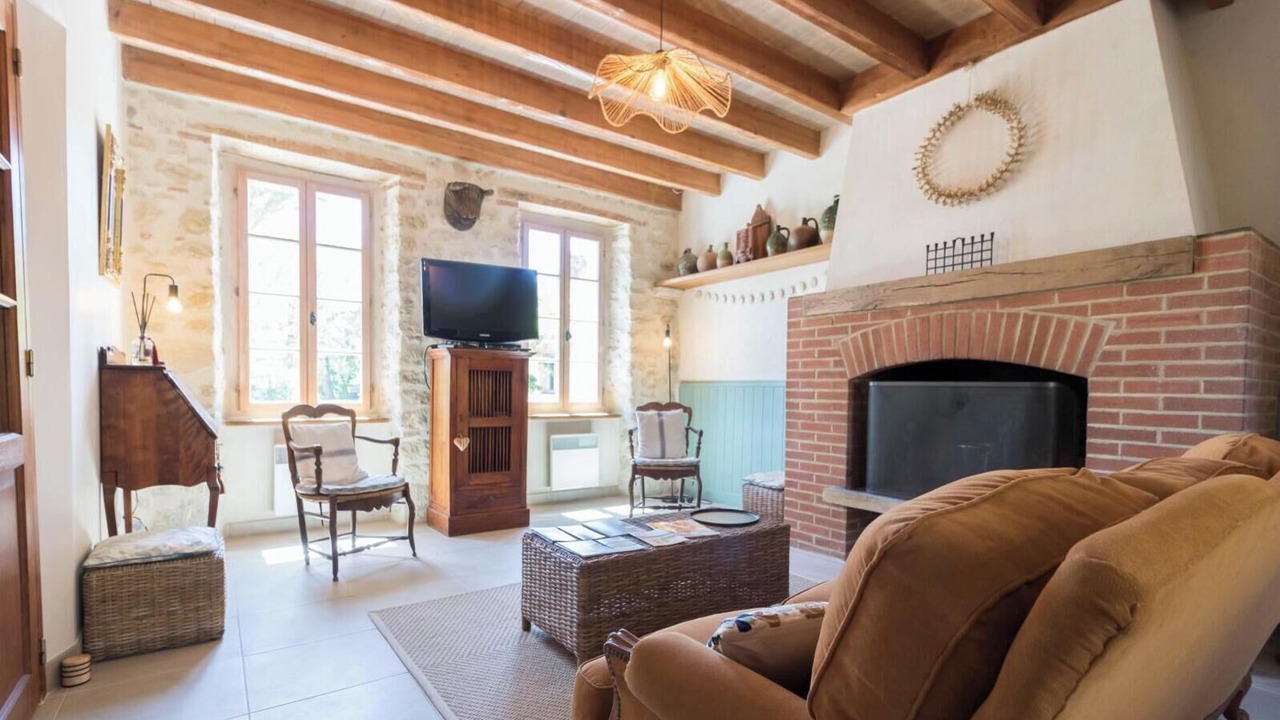 Photo of Livingroom in Lux