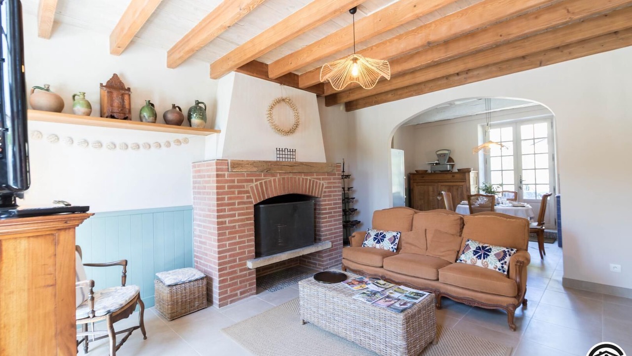Photo of Livingroom in Lux