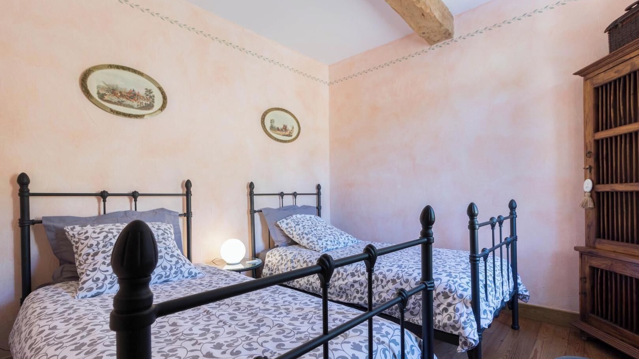 Photo of Bedroom in Lux