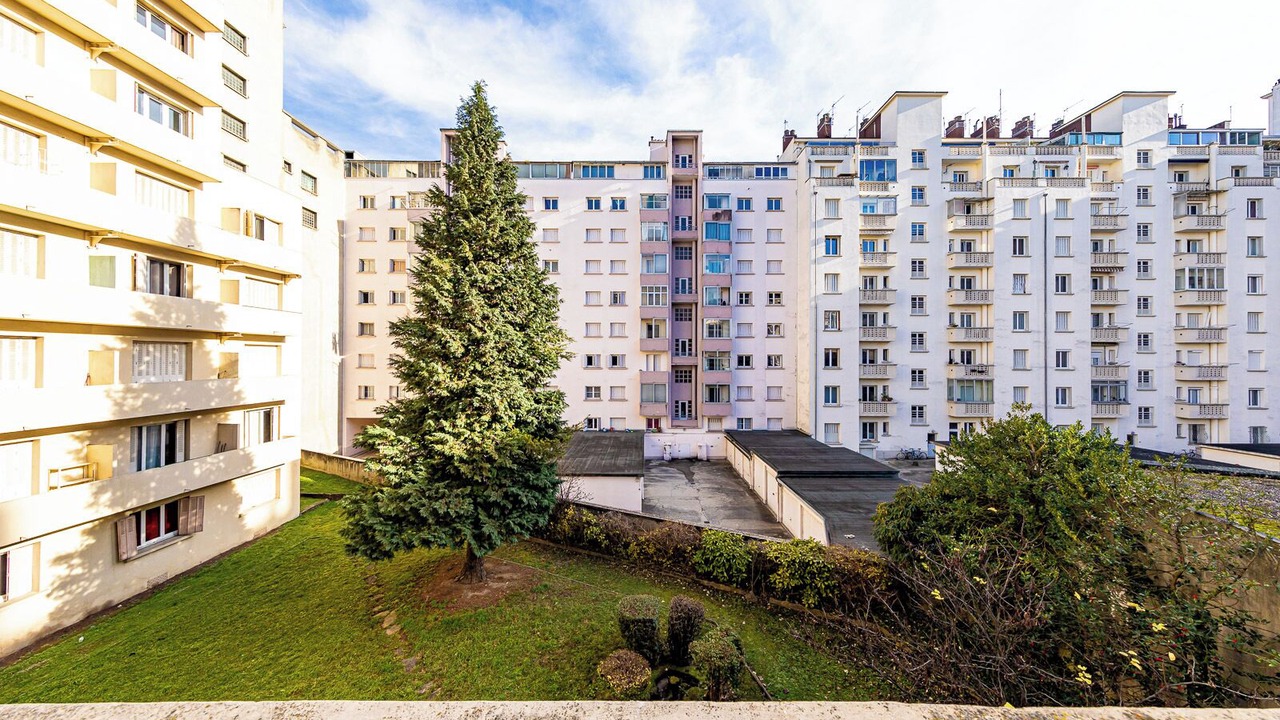 Photo of Outdoor in Quartier Exposition-Bajatiere