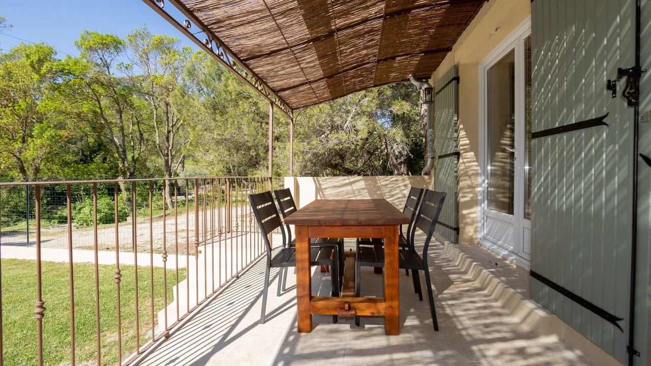Photo of Outdoor in Eyguieres