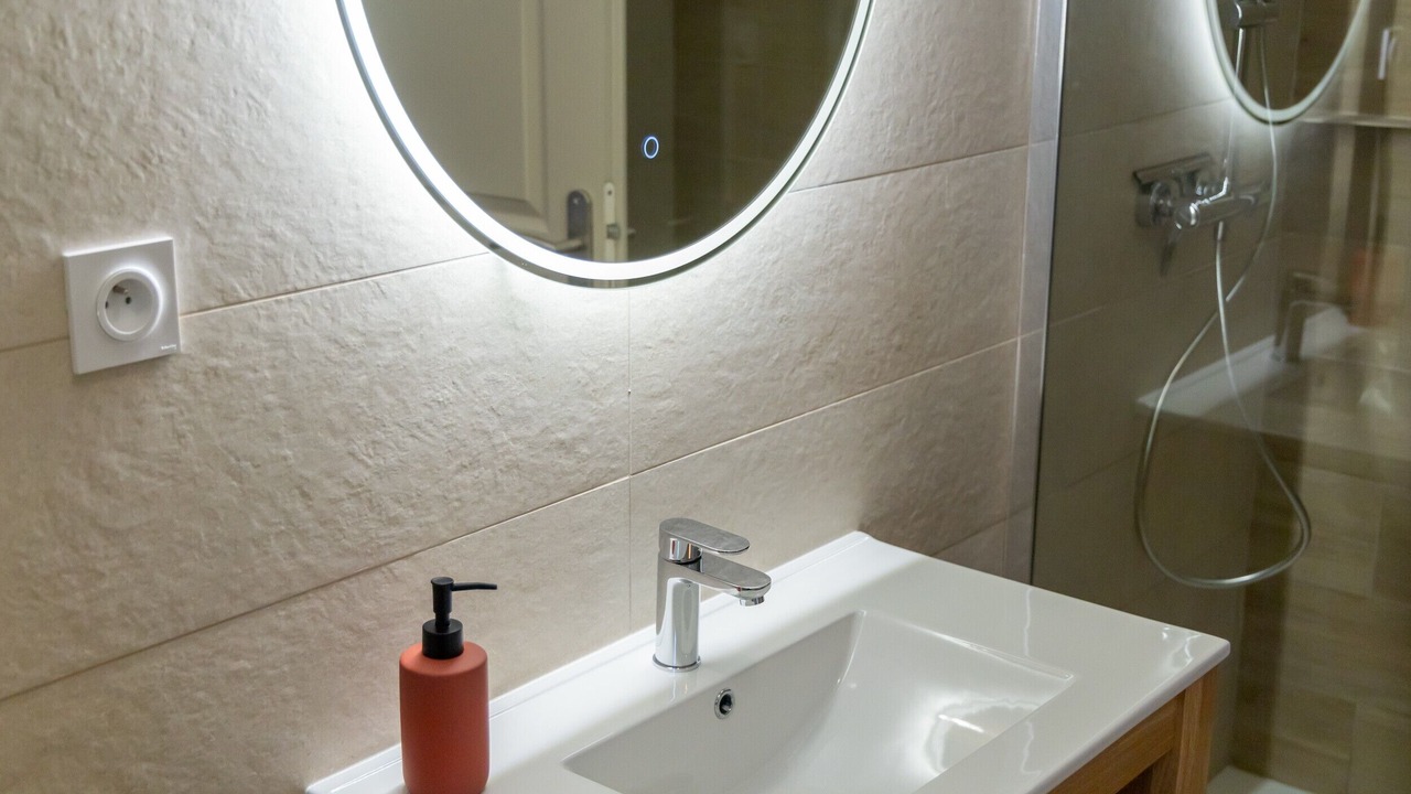 Photo of Bathroom in Eyguieres