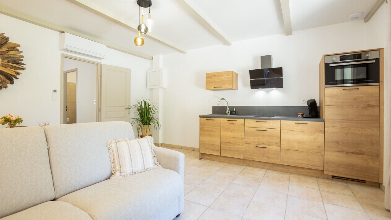 Photo of Livingroom in Eyguieres
