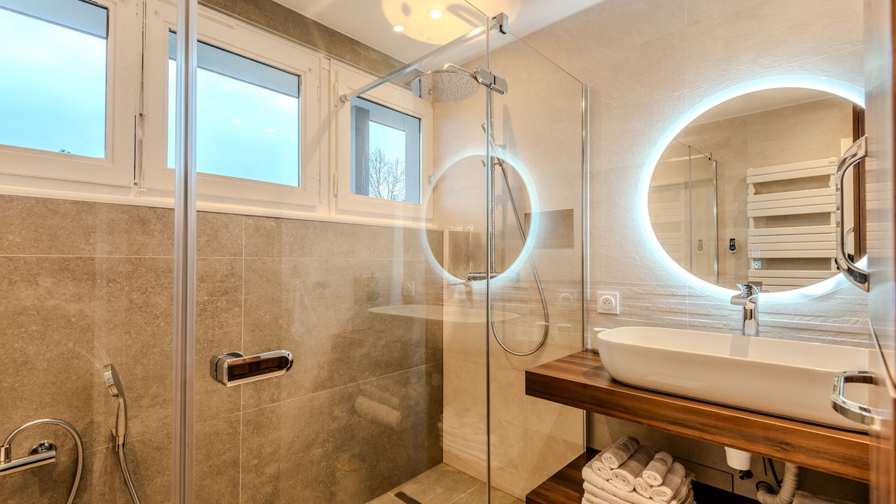 Photo of Bathroom in Evian-les-Bains