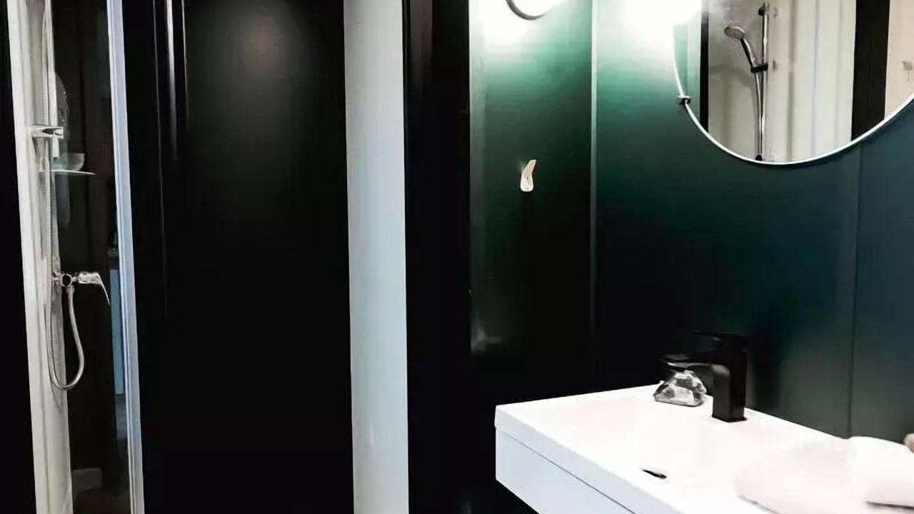 Photo of Bathroom in Alrance
