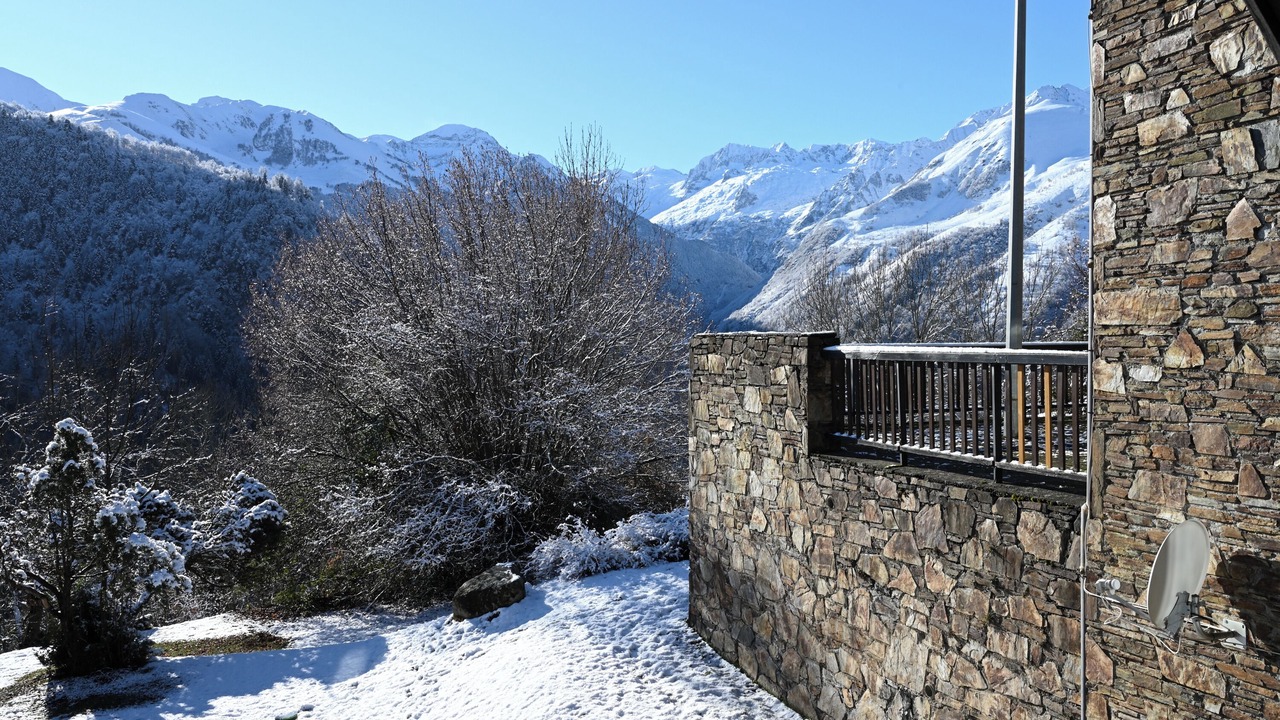 Photo of Outdoor in Garin