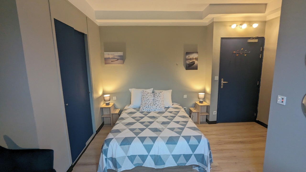 Photo of Bedroom in Lully