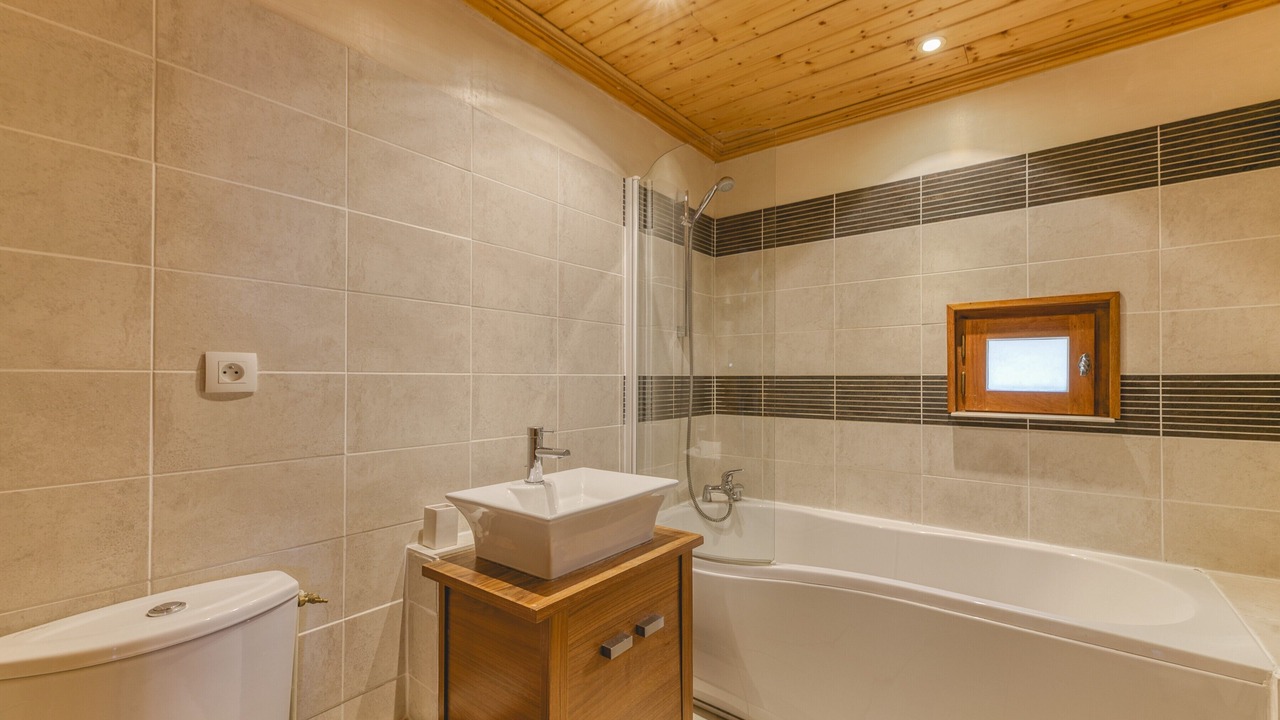 Photo of Bathroom in Villard-Reculas