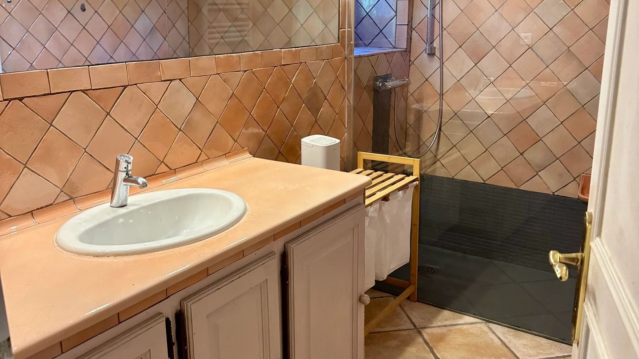 Photo of Bathroom in Mandelieu-La-Napoule