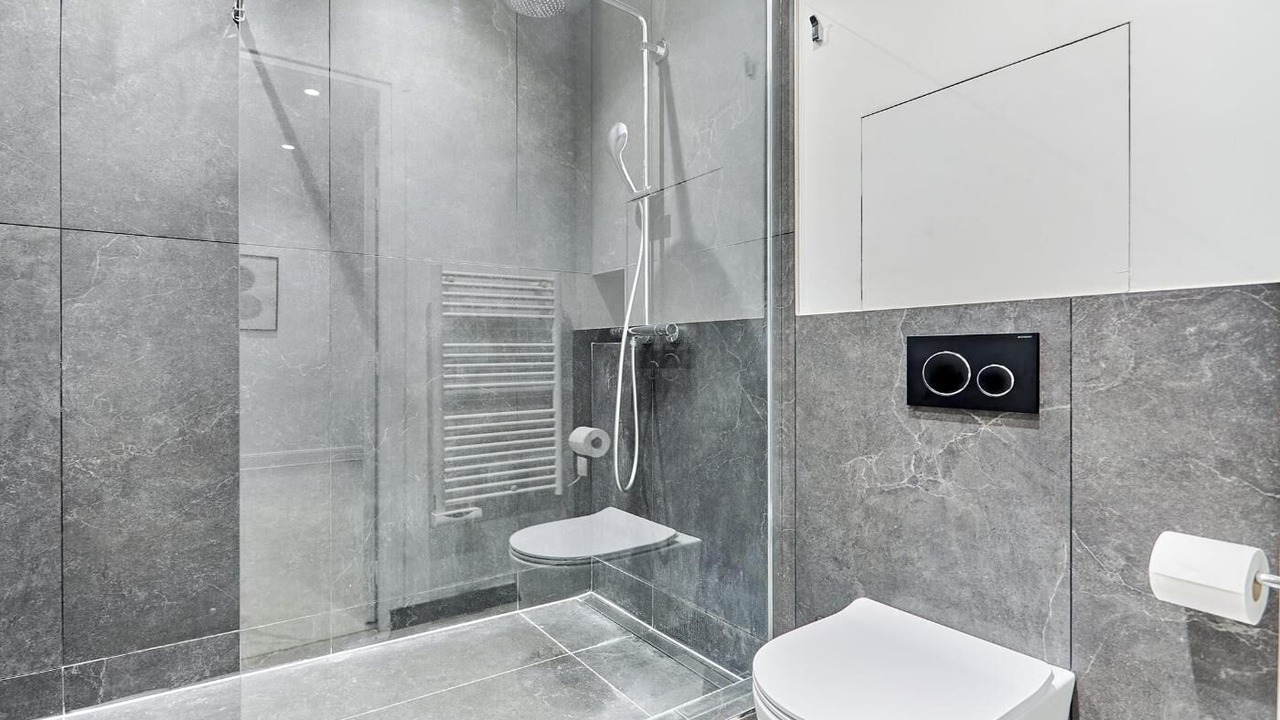 Photo of Bathroom in 2nd Arrondissement
