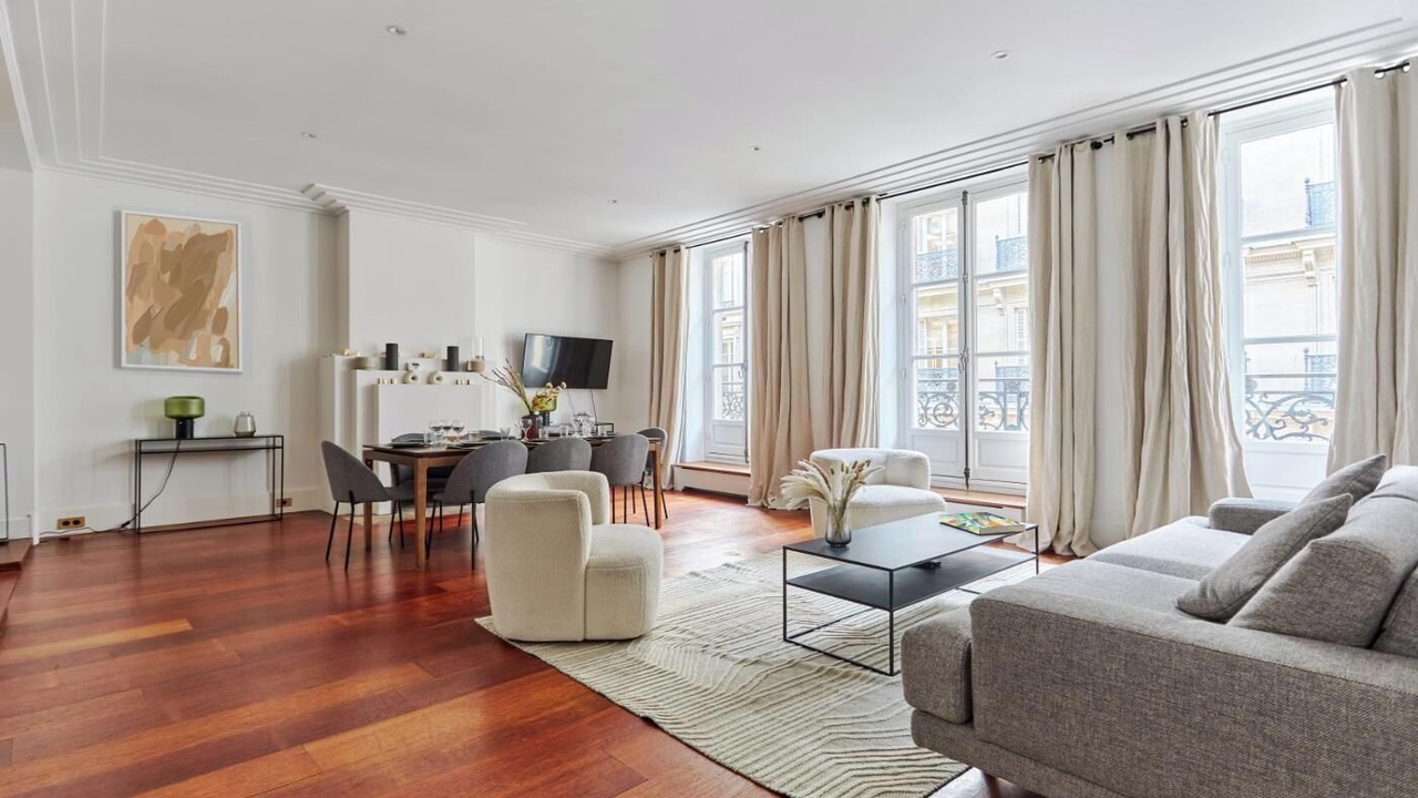 Photo of Livingroom in 2nd Arrondissement
