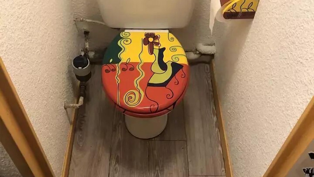 Photo of Bathroom in Eclose-Est