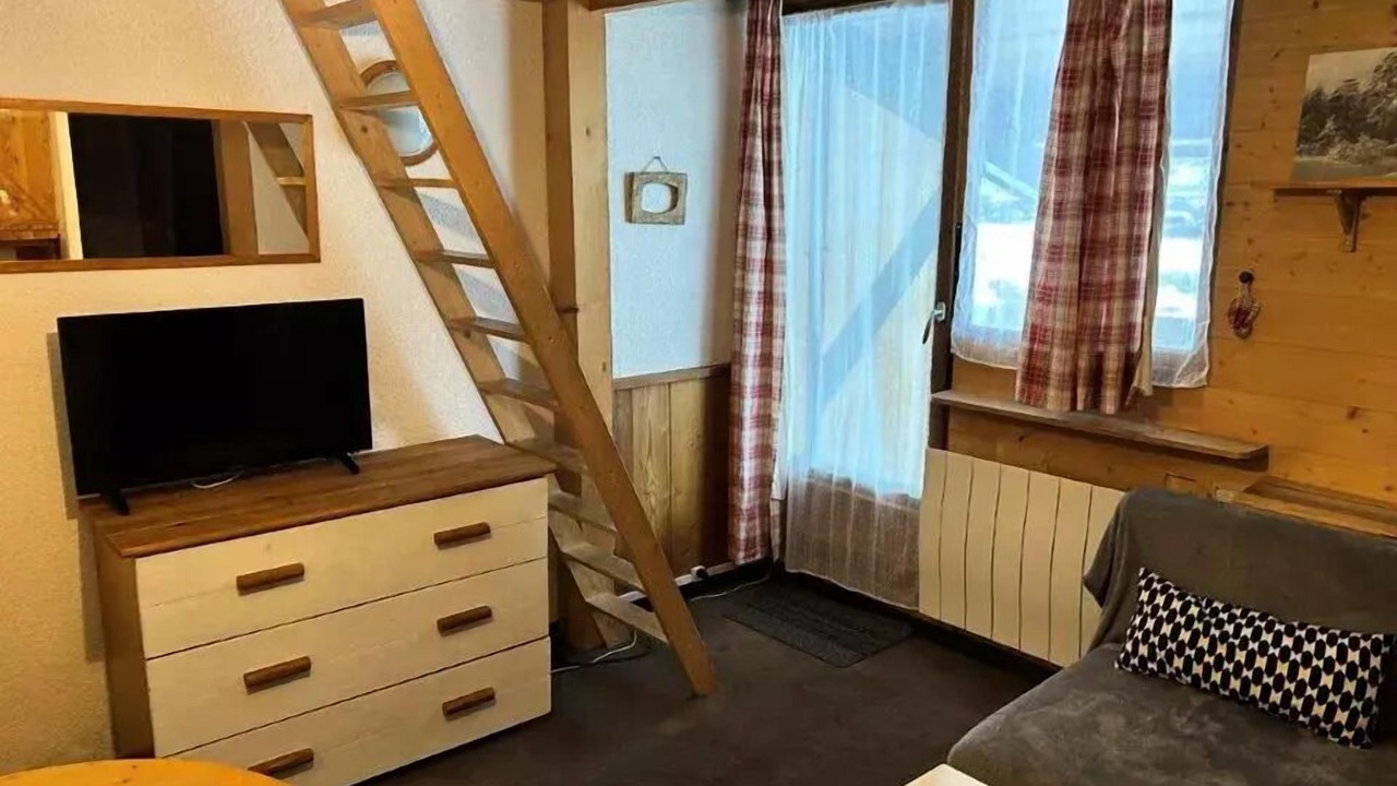 Photo of Livingroom in Eclose-Est