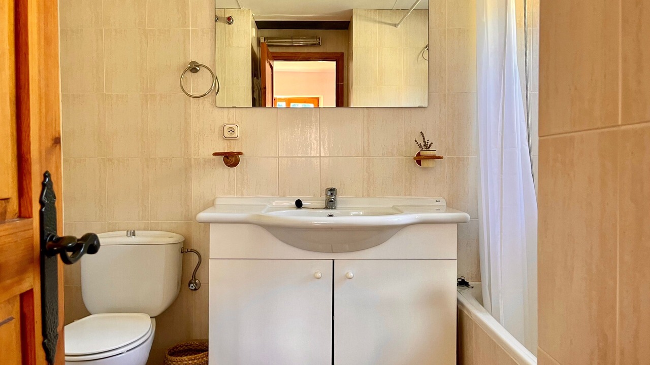 Photo of Bathroom in Taull