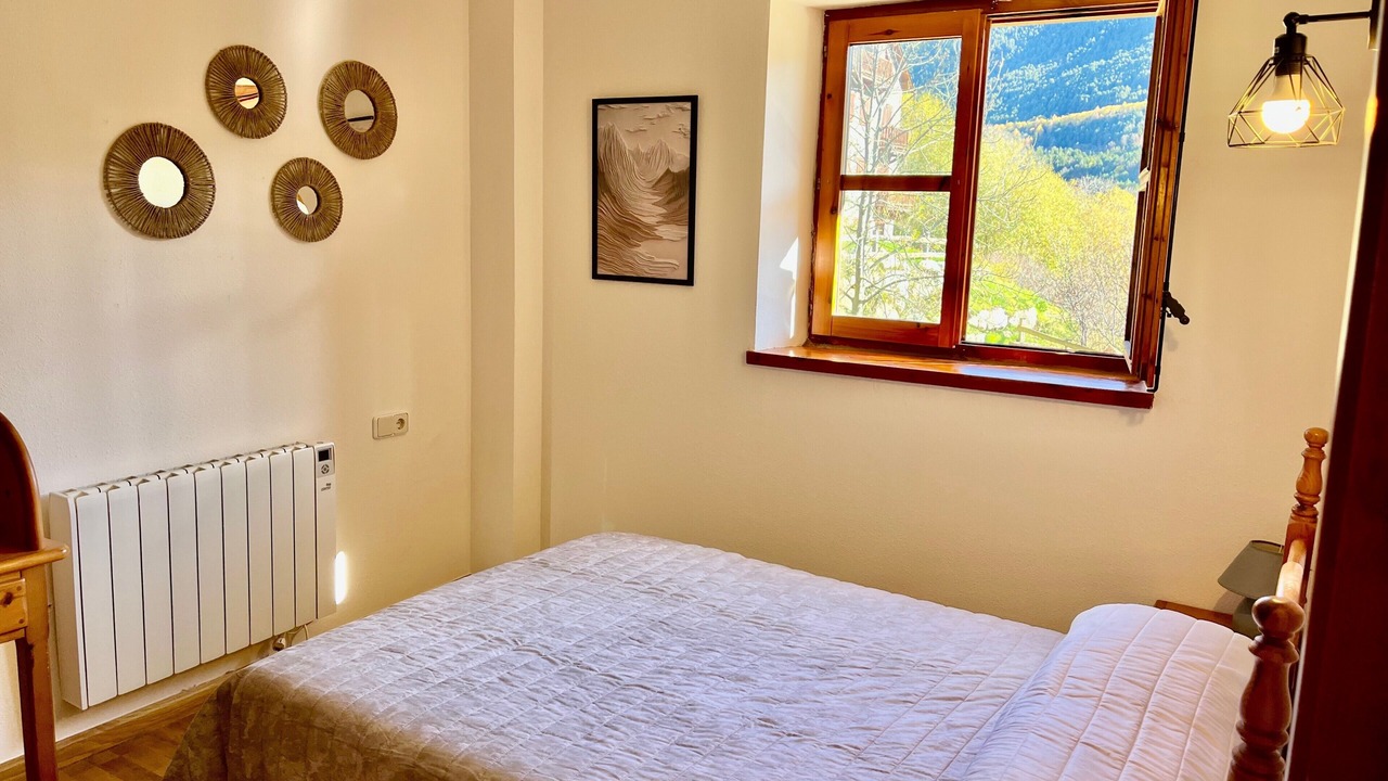 Photo of Bedroom in Taull
