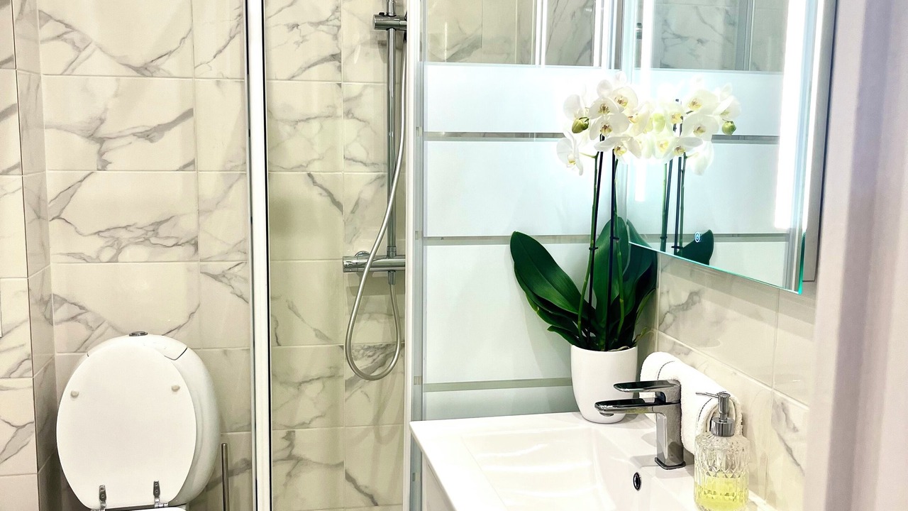Photo of Bathroom in Butte-aux-Cailles