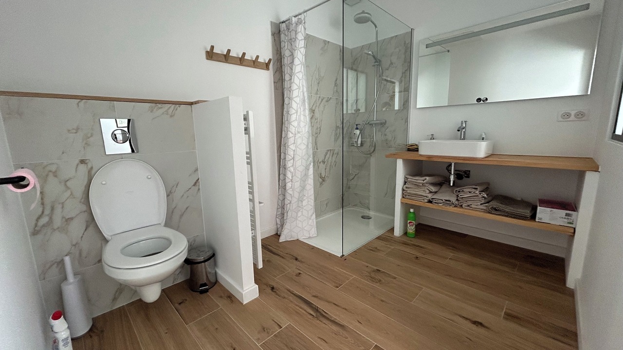 Photo of Bathroom in Peypin-d'Aigues