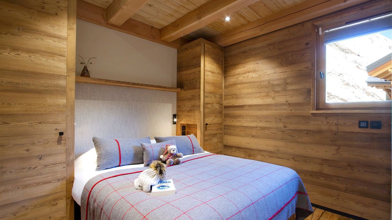 Photo of Bedroom in Mont-de-Lans