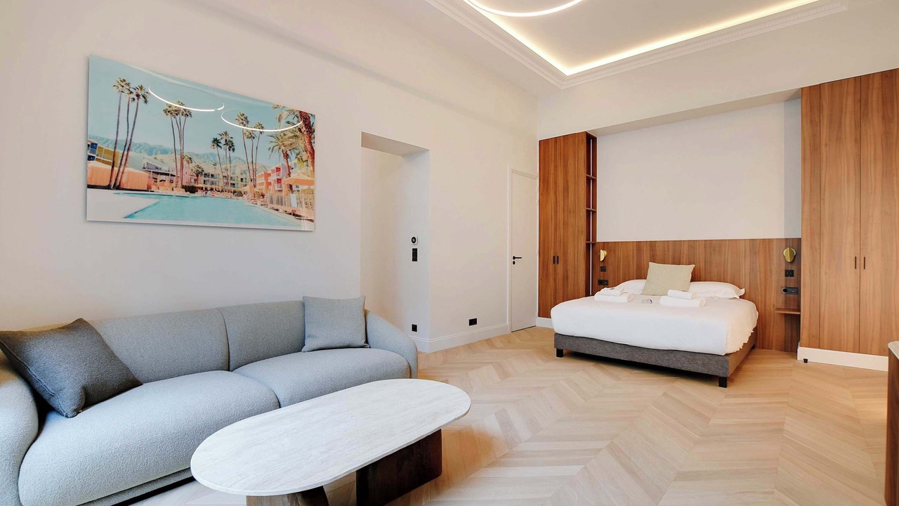 Photo of Bedroom in Champs-Elysees