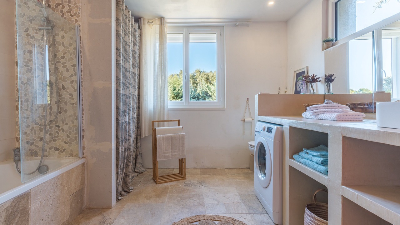 Photo of Bathroom in La Bastidonne