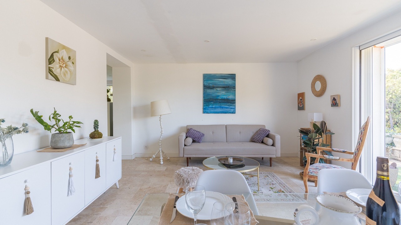 Photo of Livingroom in La Bastidonne