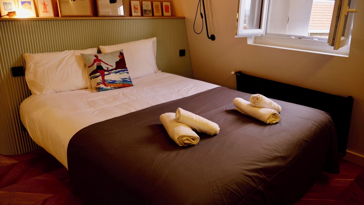 Photo of Bedroom in Biarritz City Centre