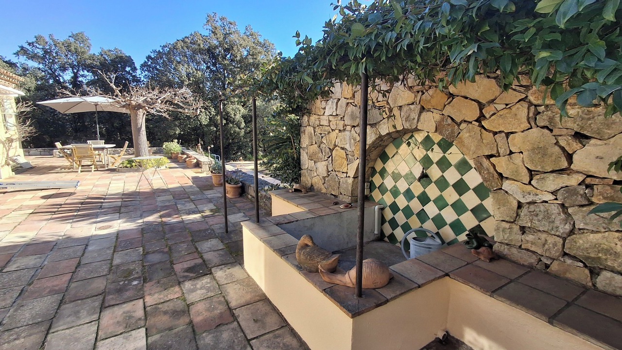 Photo of Outdoor in Preconil