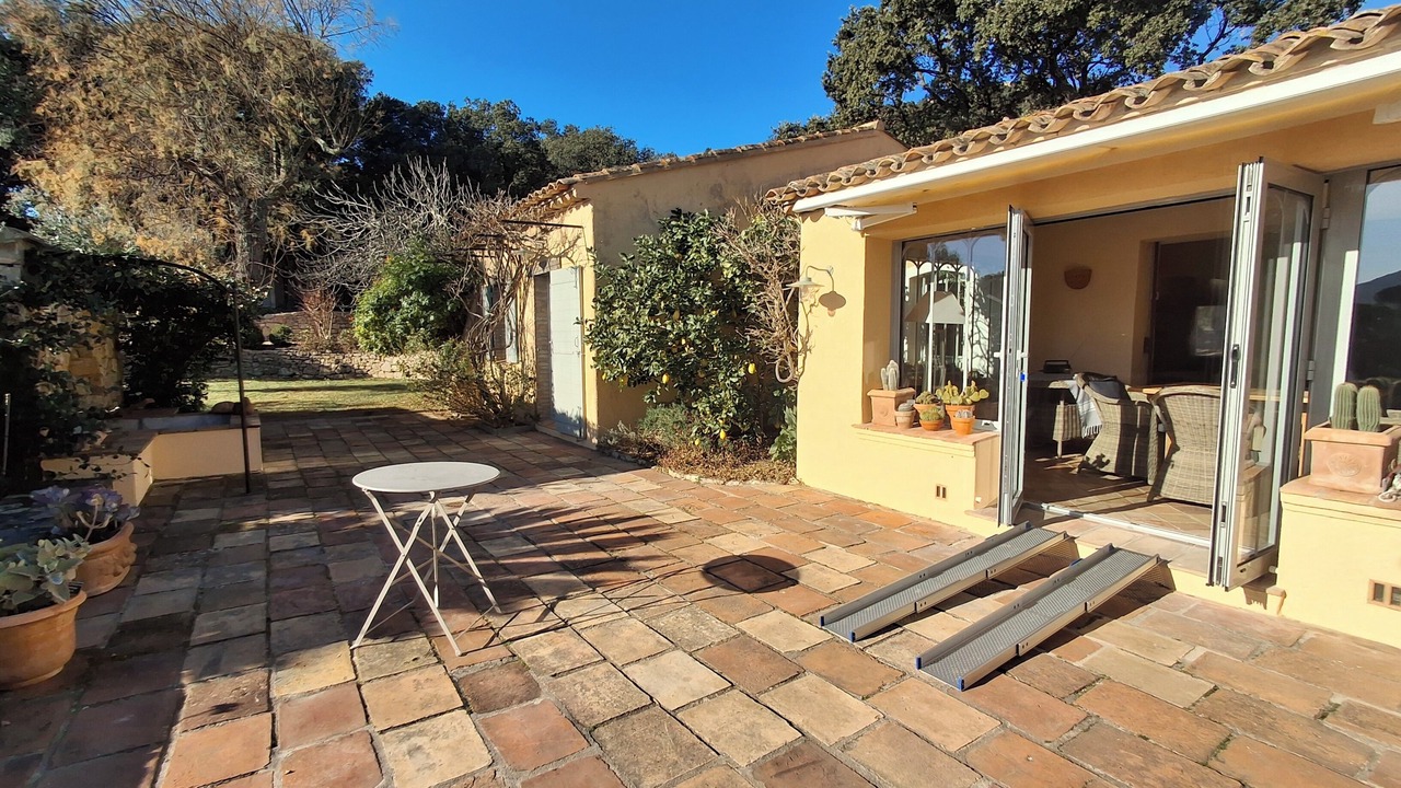 Photo of Outdoor in Preconil