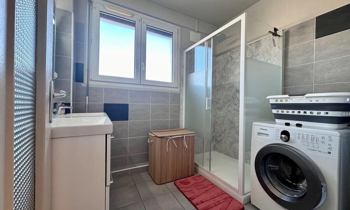 Photo of Bathroom in Brive-la-Gaillarde