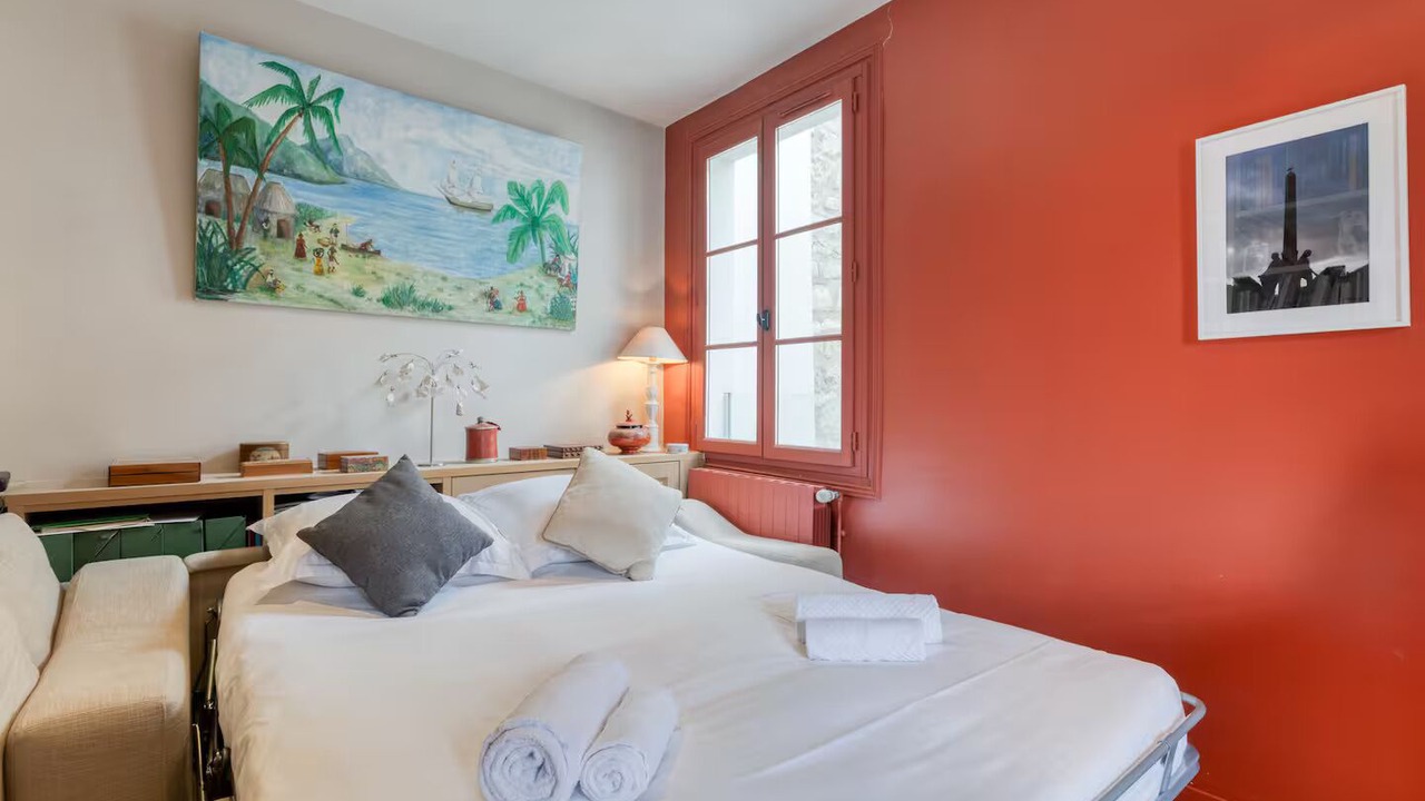 Photo of Bedroom in Sorbonne