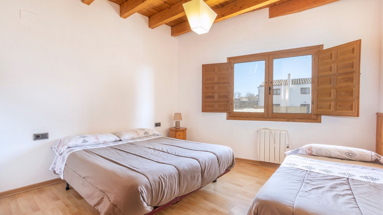 Photo of Bedroom in Savalla del Comtat