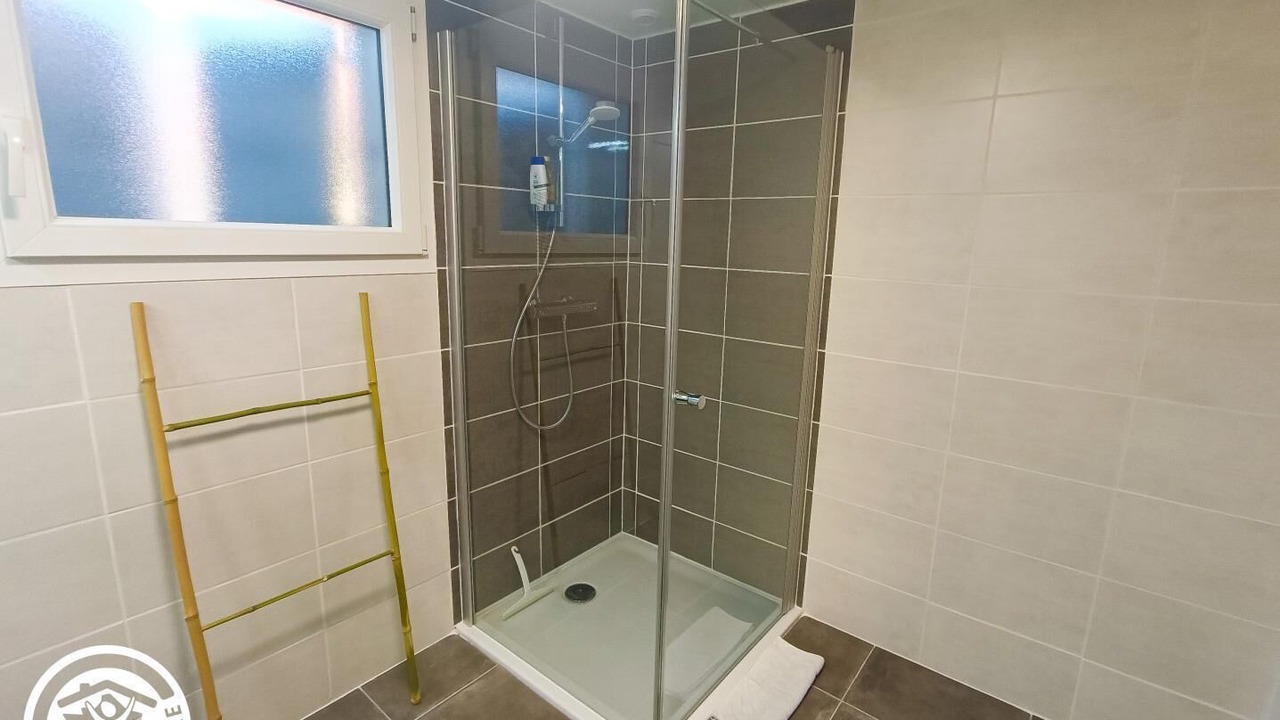 Photo of Bathroom in Issendolus