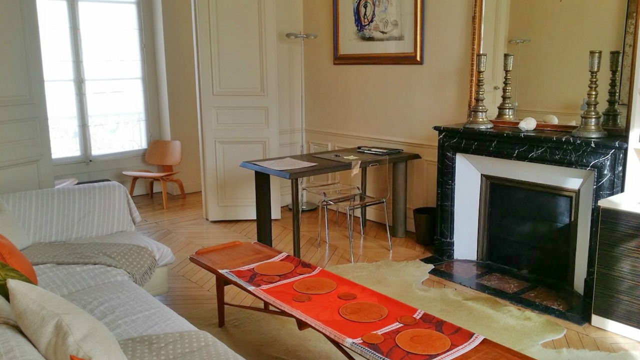 Photo of Livingroom in 7th Arrondissement