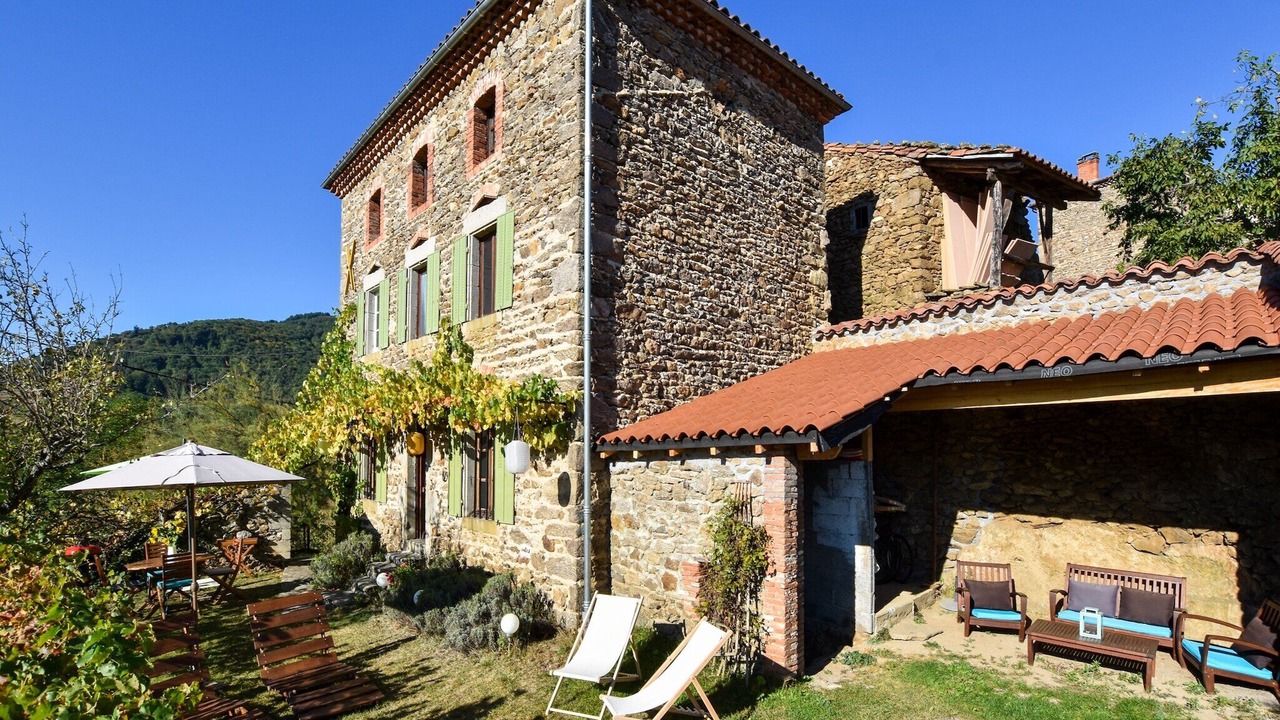 Photo of Outdoor in Villeneuve-dʼAllier