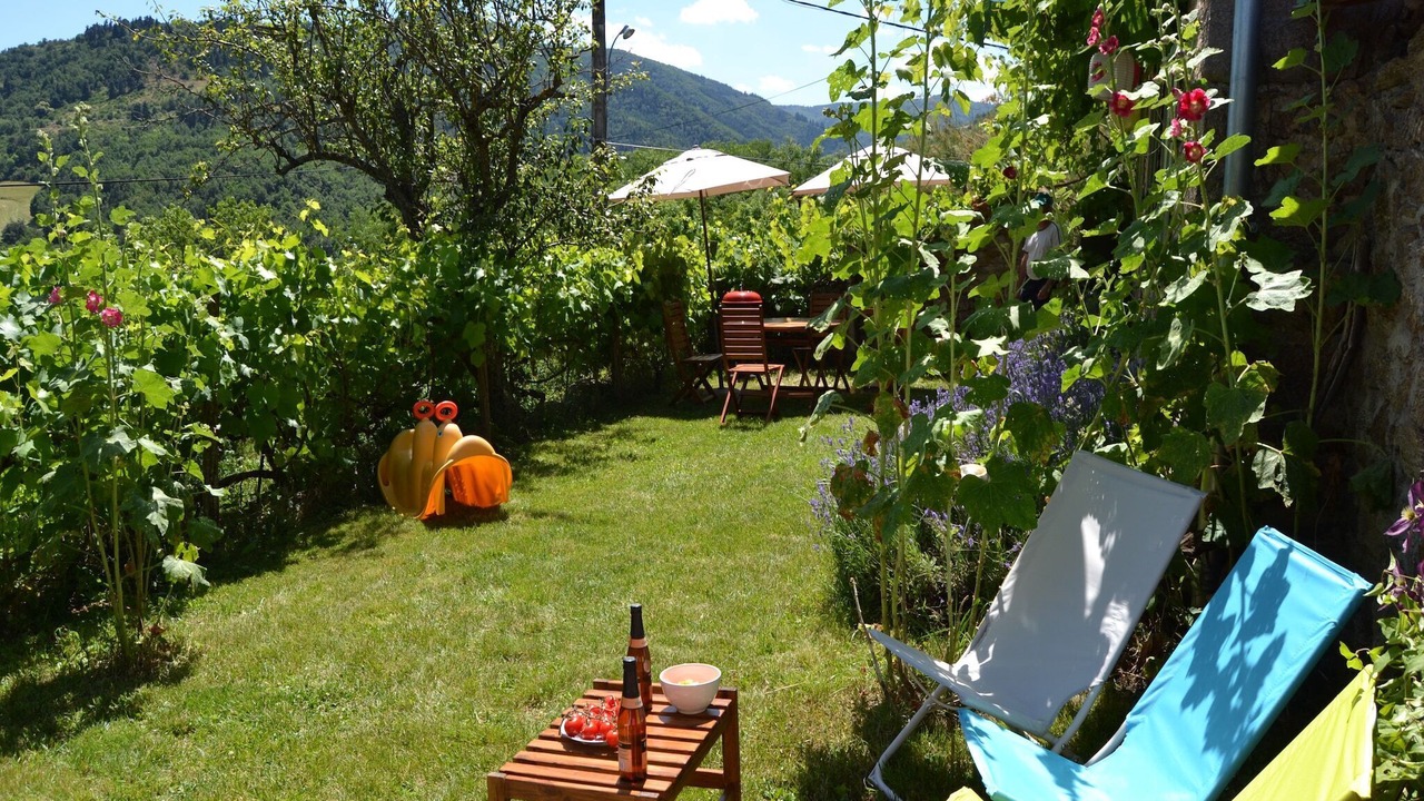 Photo of Patio Balcony in Villeneuve-dʼAllier