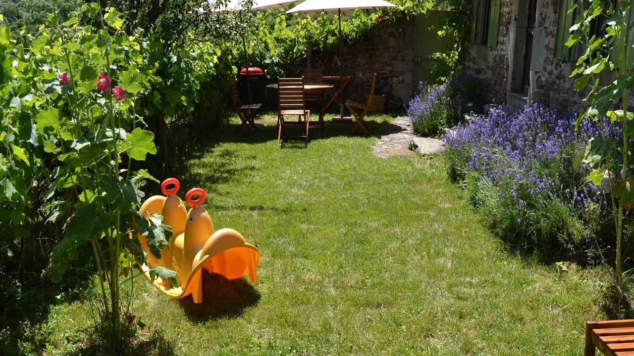 Photo of Outdoor in Villeneuve-dʼAllier