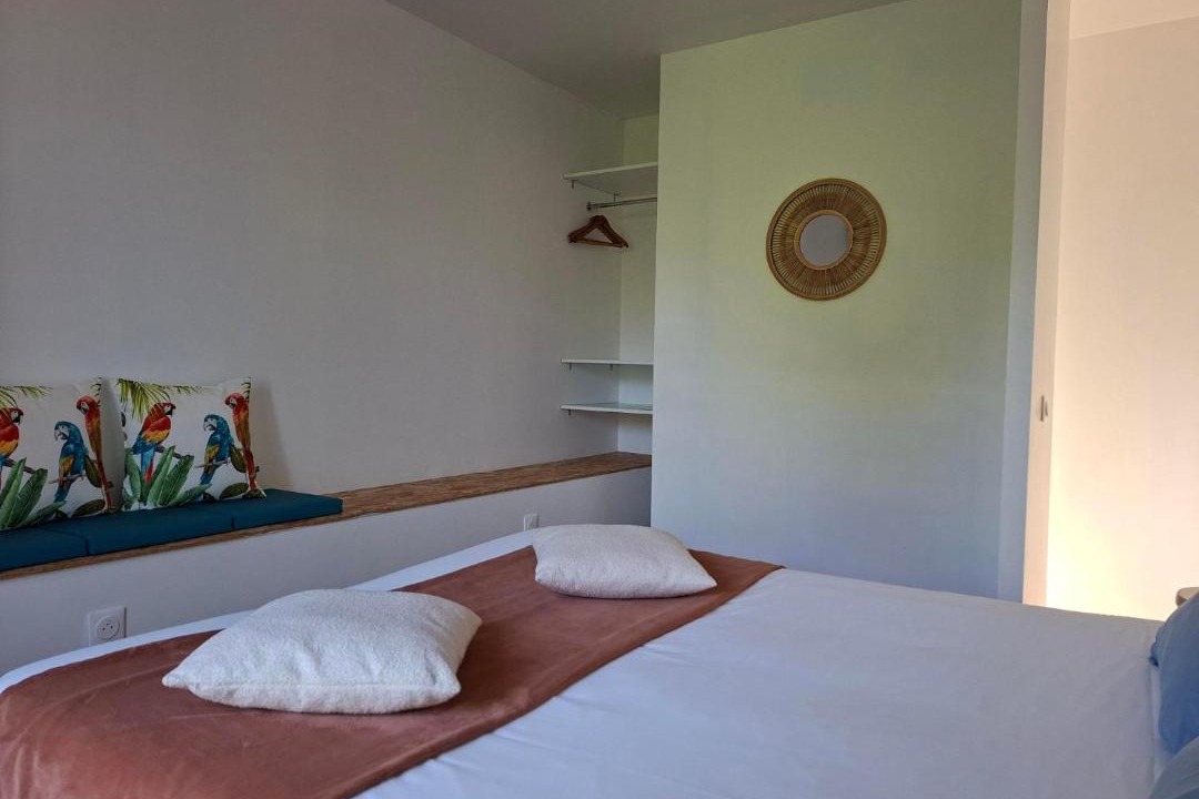 Photo of Bedroom in Vertheuil