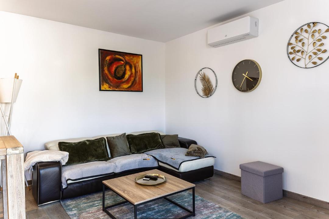 Photo of Livingroom in Saint-Martin-de-Hinx