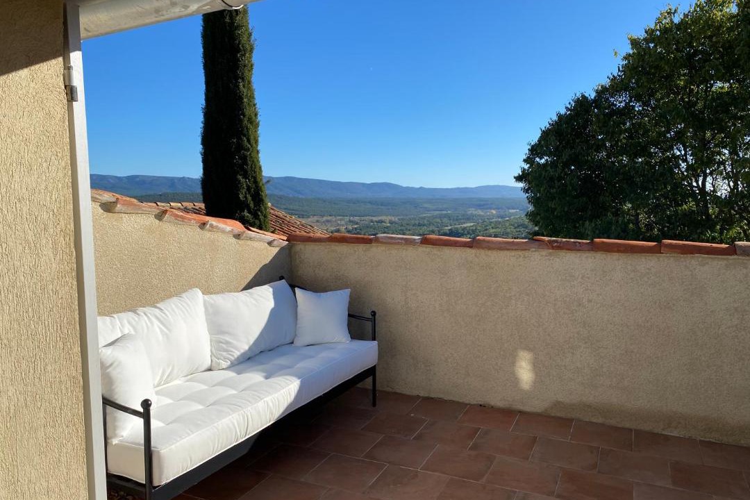 Photo of Patio Balcony in Fox-Amphoux