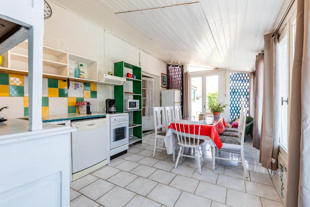 Photo of Kitchen in Gaillan-en-Medoc
